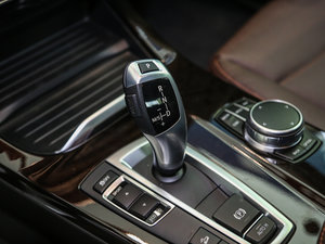 2017xDrive20i M\ п؅^