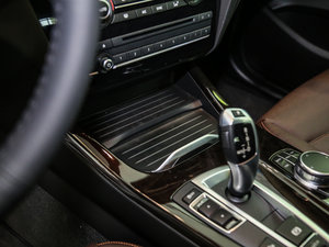 2017xDrive20i M\ п؅^