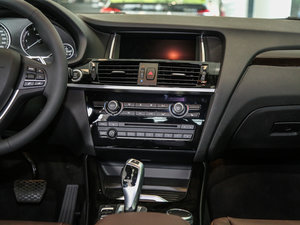 2017xDrive20i M\ п؅^