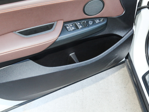 2017xDrive20i M\ ǰTg