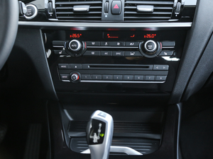 2017xDrive20i M\ п؅^