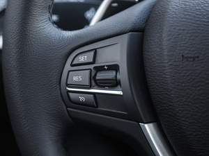 2017xDrive20i M\ п؅^