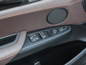 2017xDrive20i M\(yn) {܇ƅ^(q)	