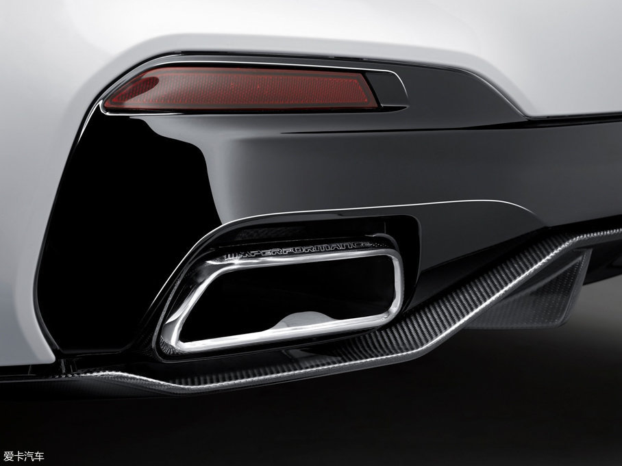 2017R5ϵ(M) M Performance