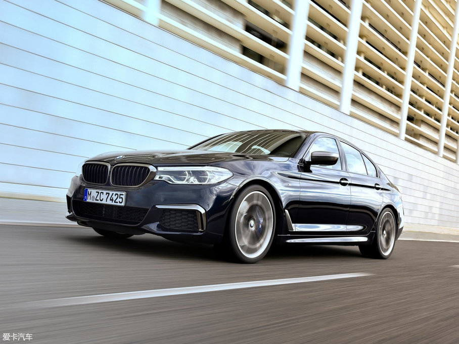 2017R5ϵ(M(jn)) M550i xDrive