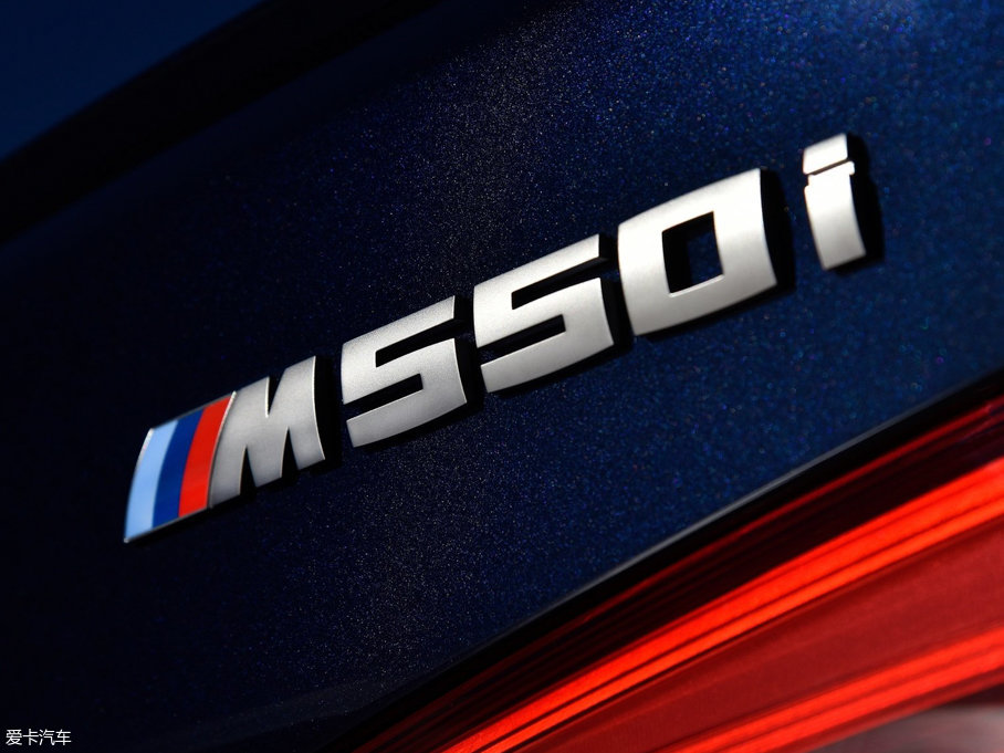 2017R5ϵ(M(jn)) M550i xDrive