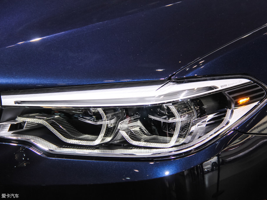 2017R5ϵ(M(jn)) M550i xDrive