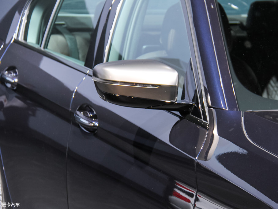 2017R5ϵ(M(jn)) M550i xDrive