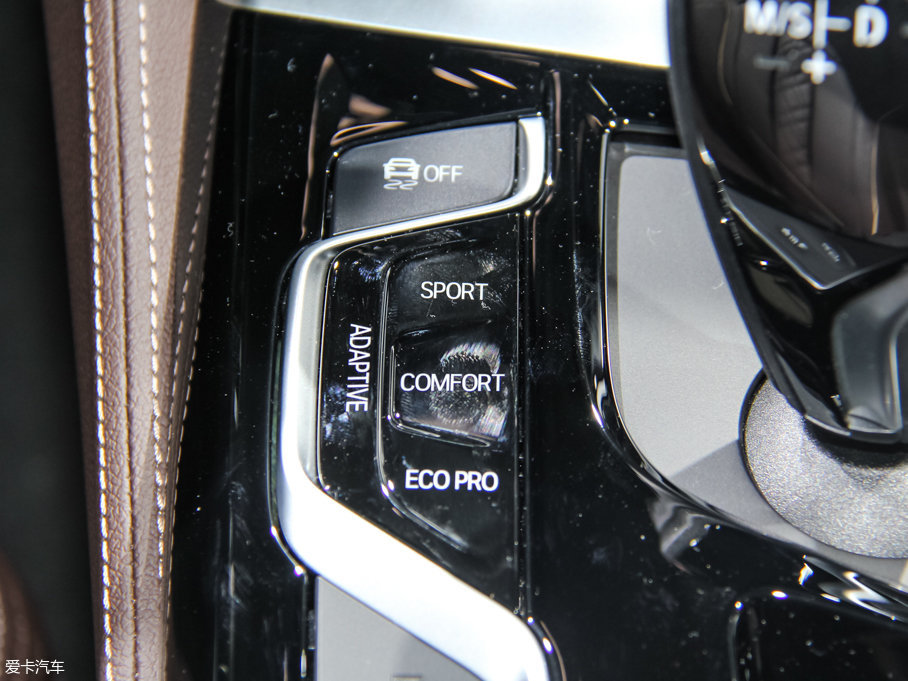 2017R5ϵ(M) M550i xDrive