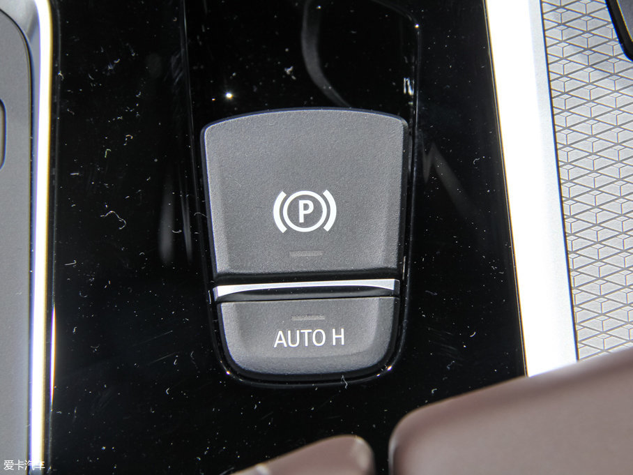 2017R5ϵ(M) M550i xDrive