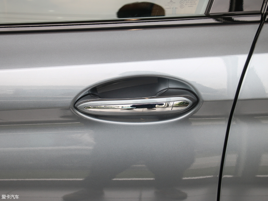 2017R5ϵ(M) 525i M\b