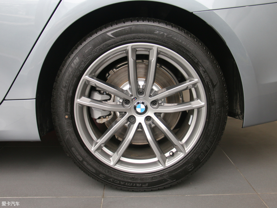 2017R5ϵ(M) 525i M\b