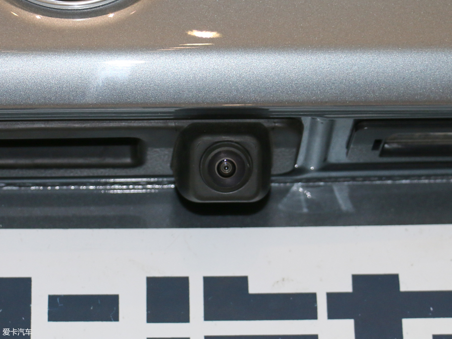 2017R5ϵ(M) 525i M\b