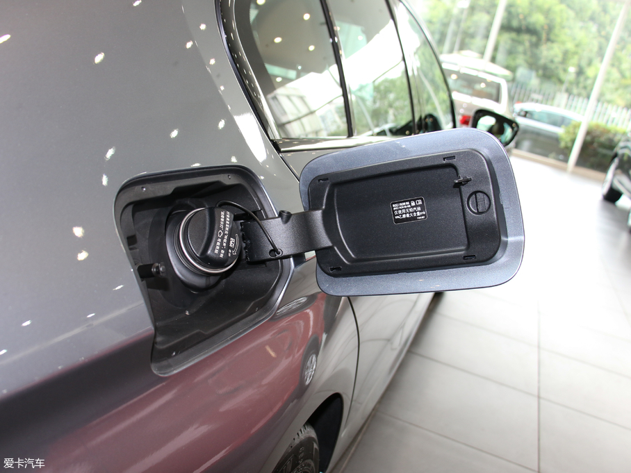 2017R5ϵ(M) 525i M\b