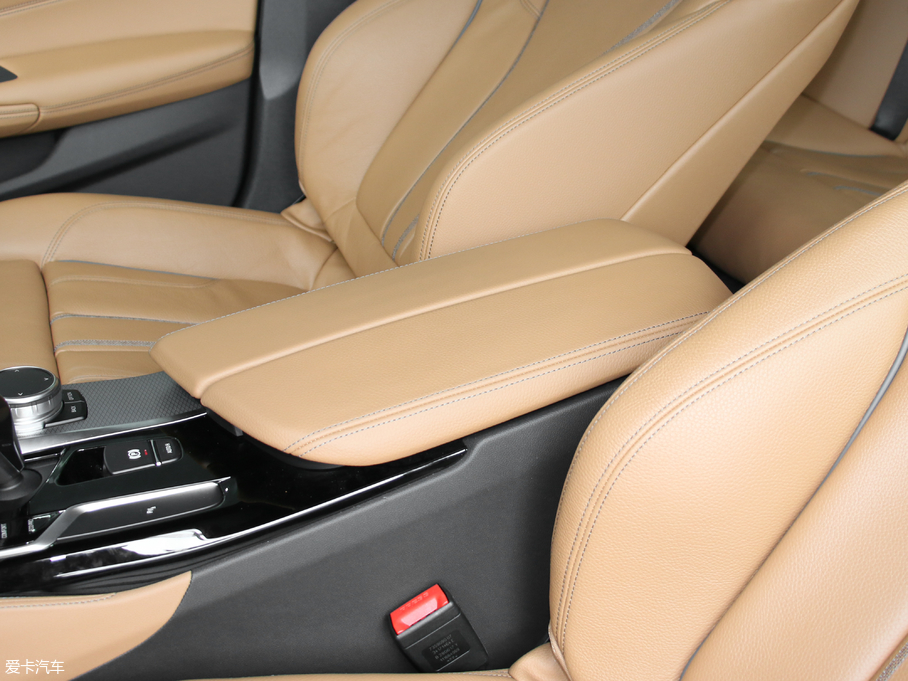 2017R5ϵ(M(jn)) 525i M\(yn)(dng)b