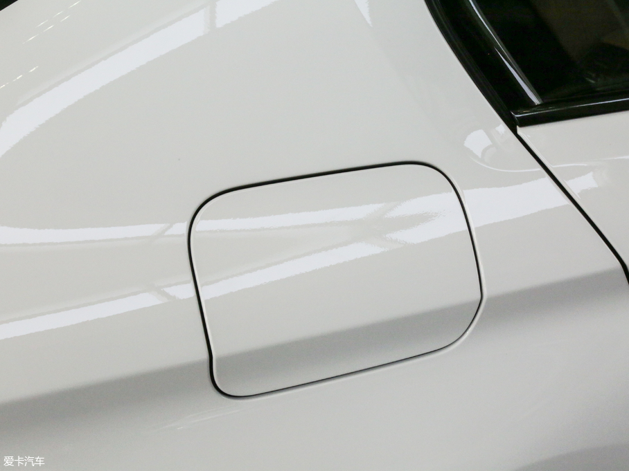 2017R5ϵ(M) 525i M\b