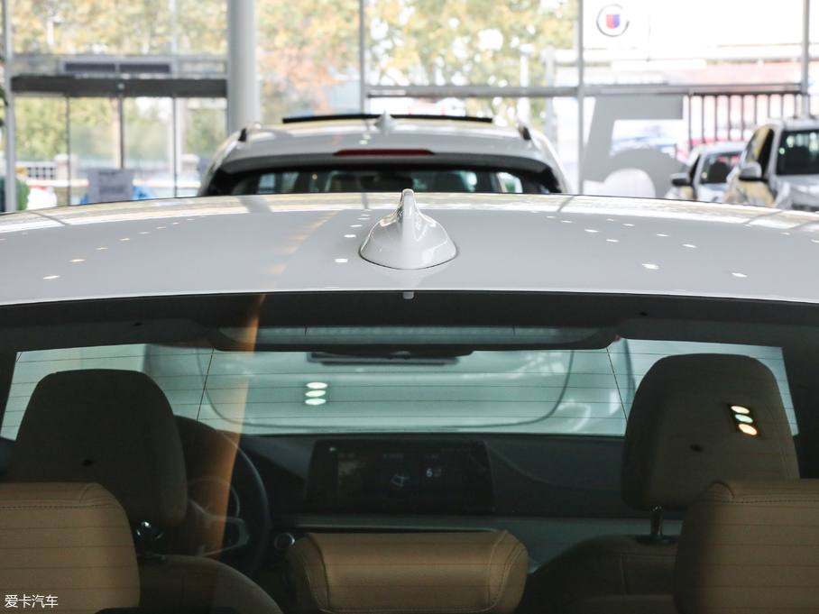 2017R5ϵ(M) 525i M\b