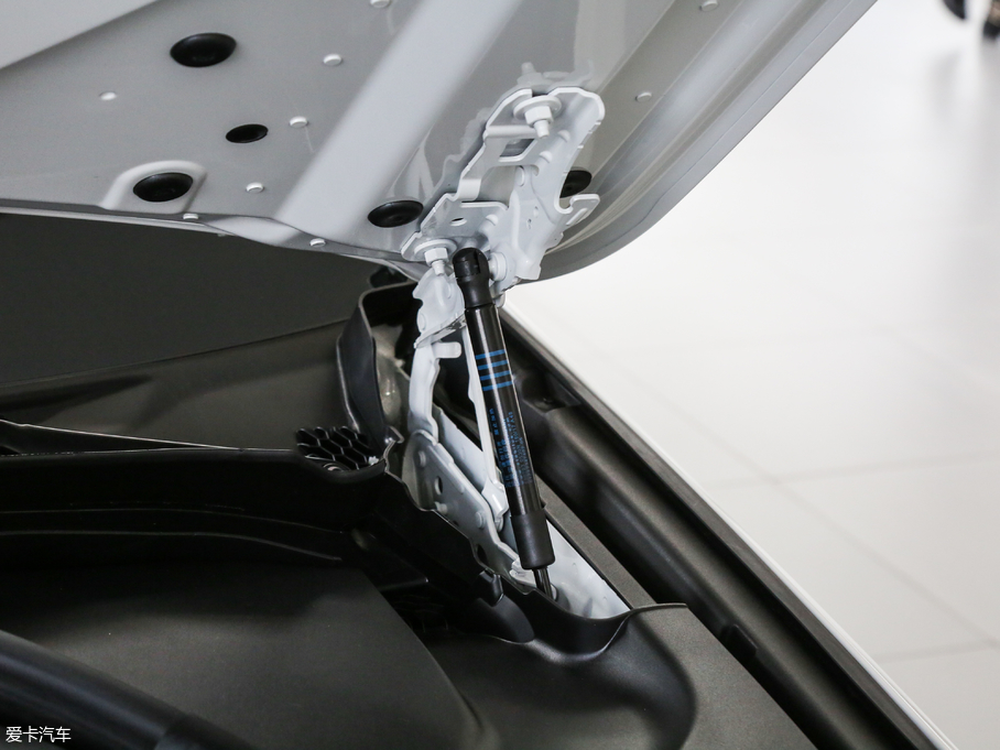 2017R5ϵ(M) 525i M\b