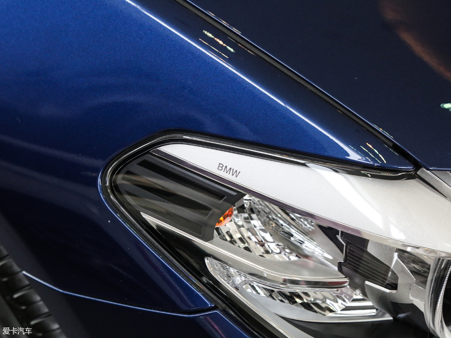 2017R5ϵ(M(jn)) 525i M\(yn)(dng)b