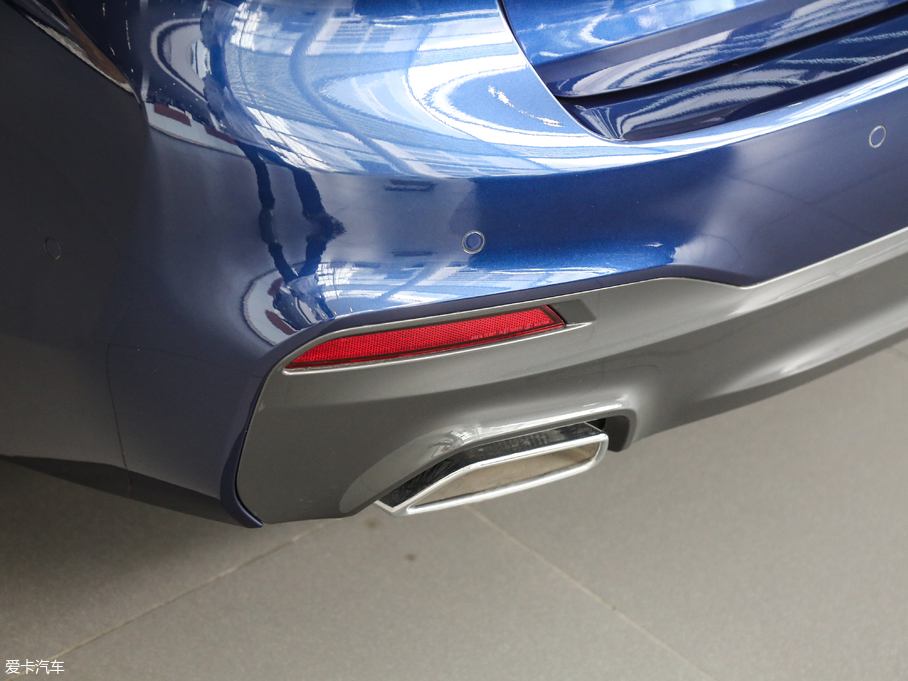 2017R5ϵ(M) 525i M\b