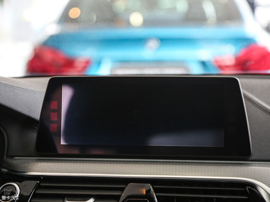 2017R5ϵ(M) 525i M\b