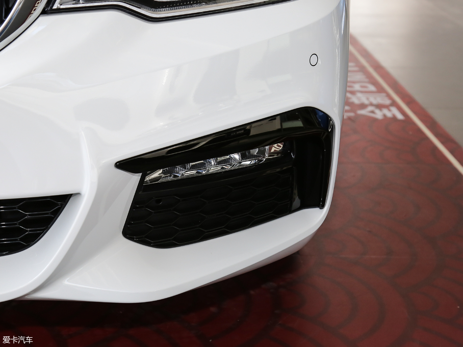 2017R5ϵ(M) 530i M\b