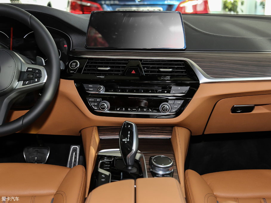 2017R5ϵ(M) 530i M\b