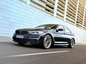 2017M550i xDrive w^