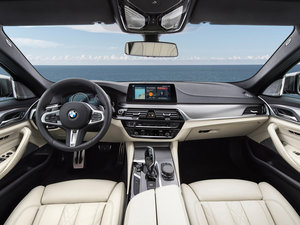 2017M550i xDrive п؅^