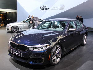 2017款M550i xDrive 整体外观