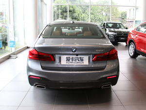 2017款525i M运动套装 正后	
