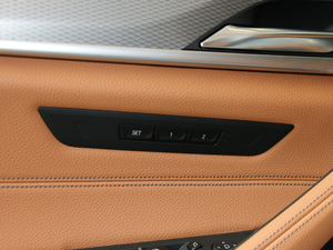 2017525i M\(yn)(dng)b g