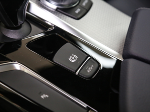 2017525i M\(yn)(dng)b v܇Ƅ(dng)