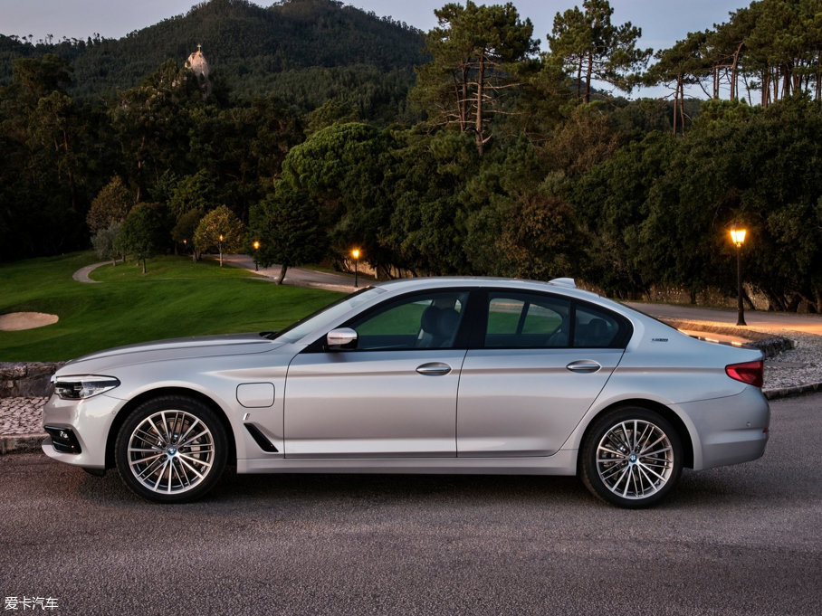 2017R5ϵʽτ(M) 530e iPerformance