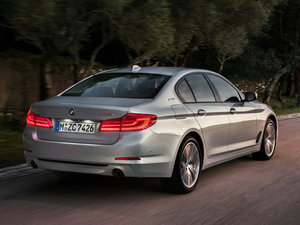 2017530e iPerformance w^