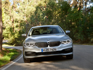 2017530e iPerformance w^