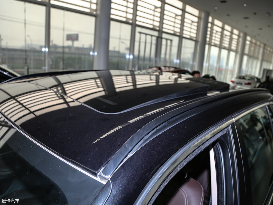 2017RX5(M) xDrive28i