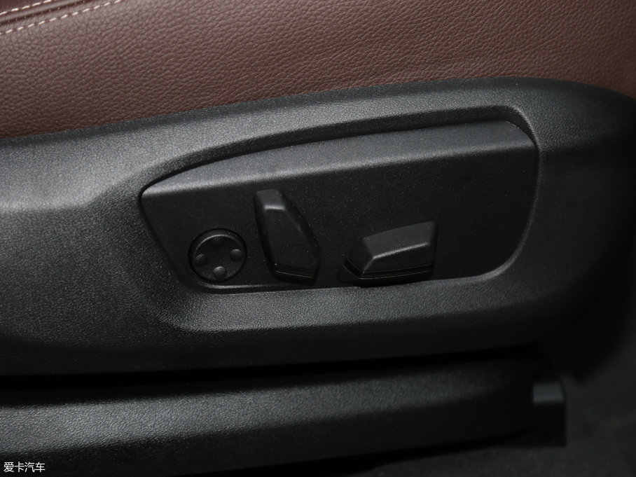 2017RX5(M) xDrive35i I