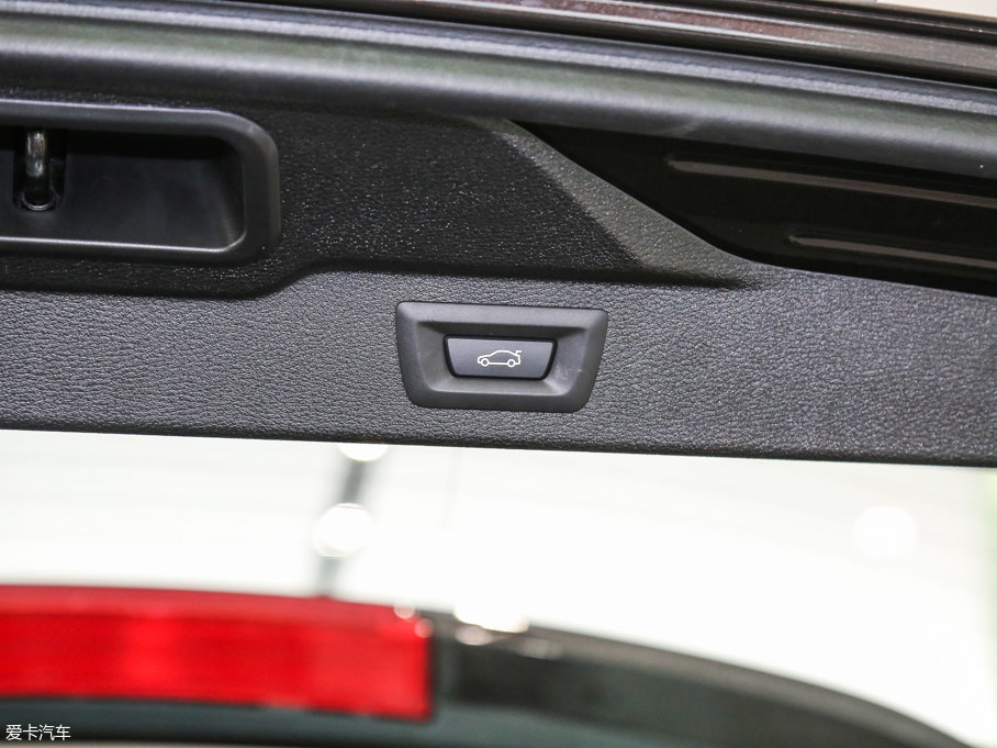 2017RX5(M) xDrive28i