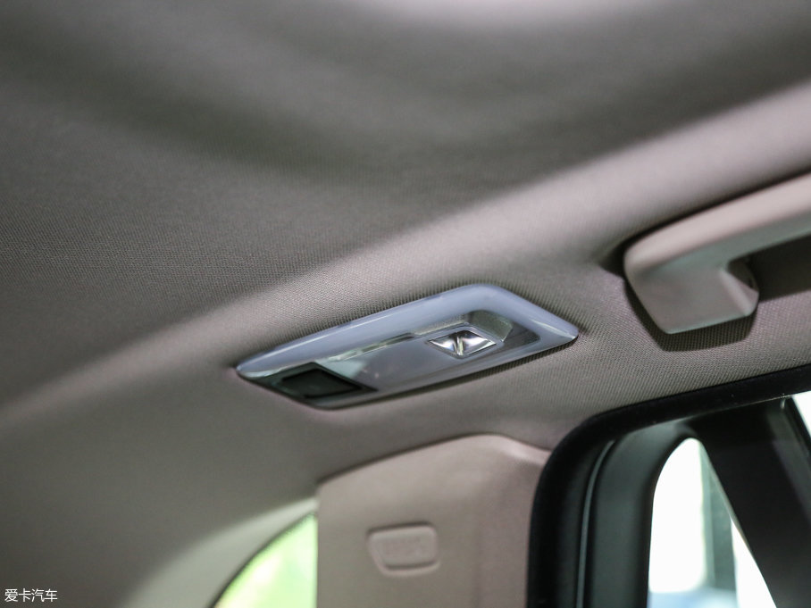 2017RX5(M) xDrive28i