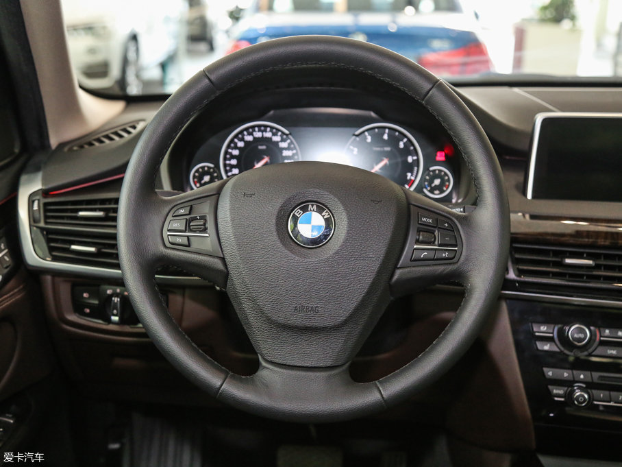 2017RX5(M) xDrive28i