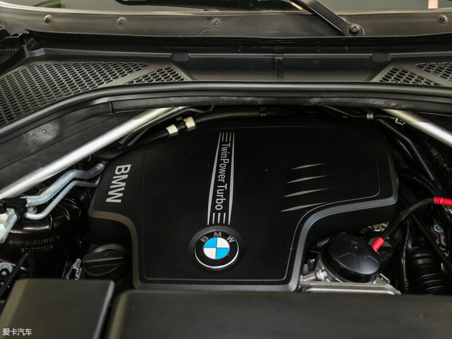 2017RX5(M) xDrive28i