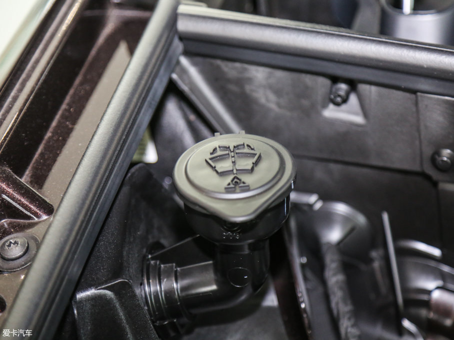 2017RX5(M) xDrive28i