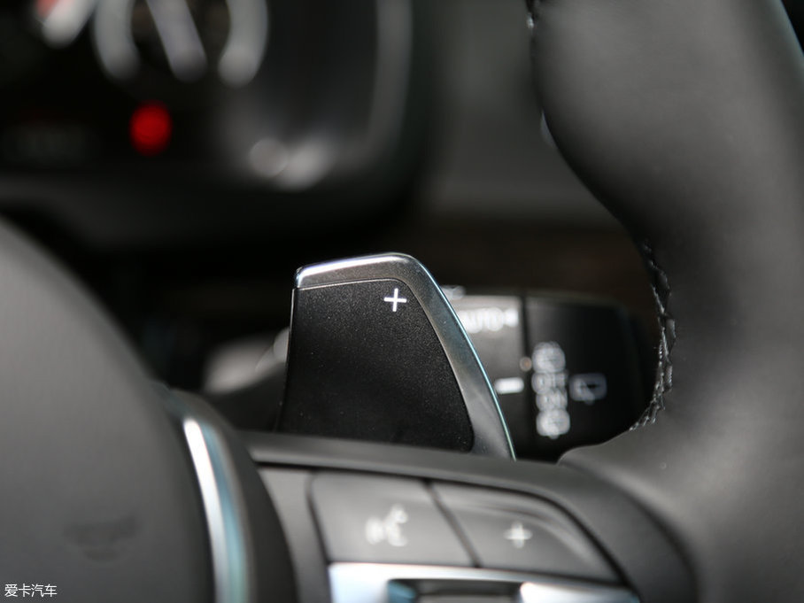 2017RX5(M) xDrive35i M\