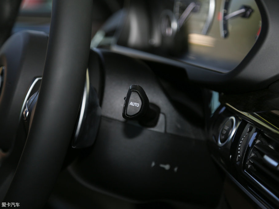 2017RX5(M) xDrive35i M\