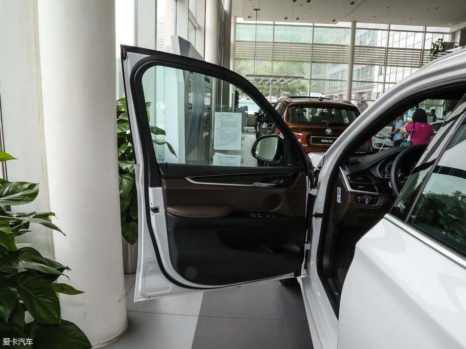 2017RX5(M) xDrive35i I