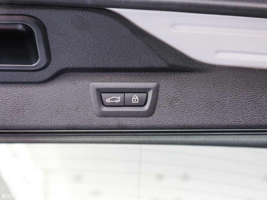 2017RX5(M) xDrive35i I