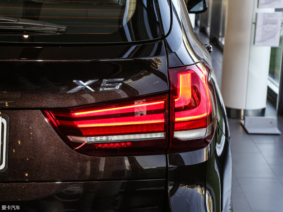 2017RX5(M) xDrive35i A