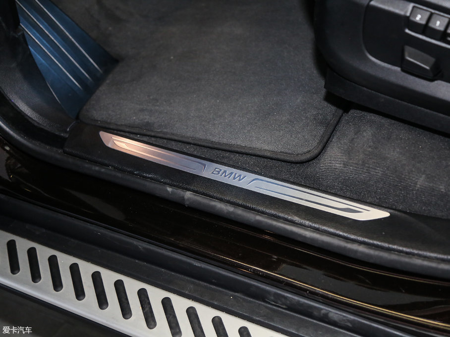 2017RX5(M) xDrive35i A