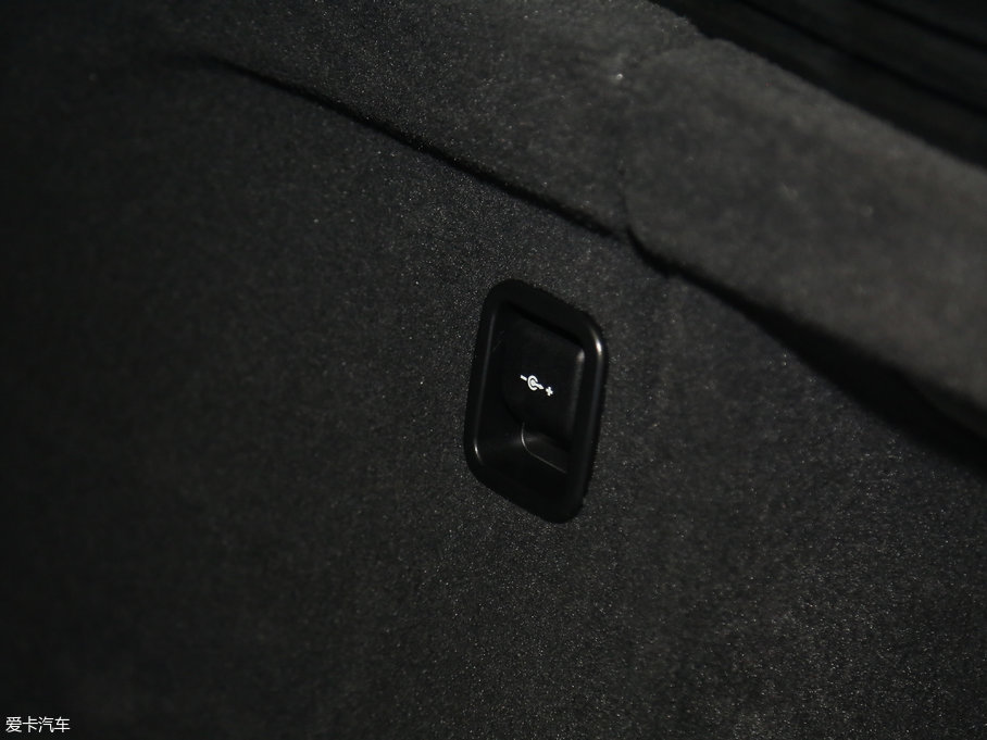 2017RX5(M) xDrive35i A